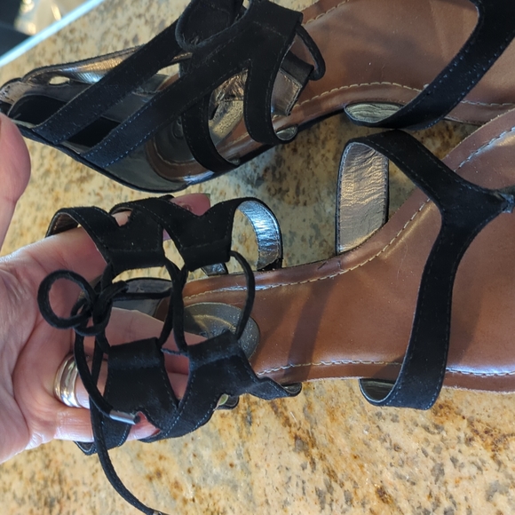 Wedge Sandals - Picture 2 of 4